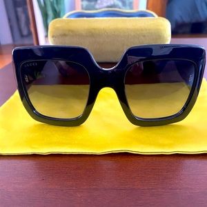 Black Gucci sunglasses